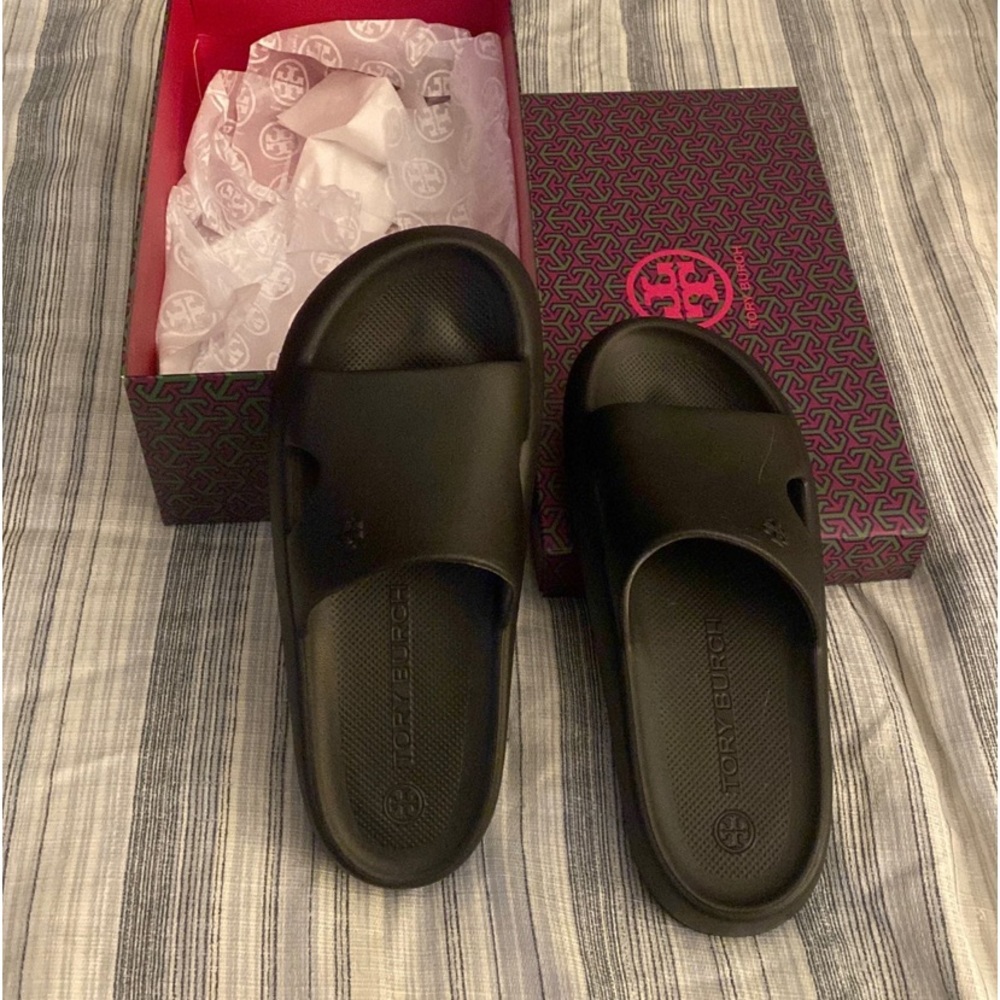 Tory Burch slides size 8